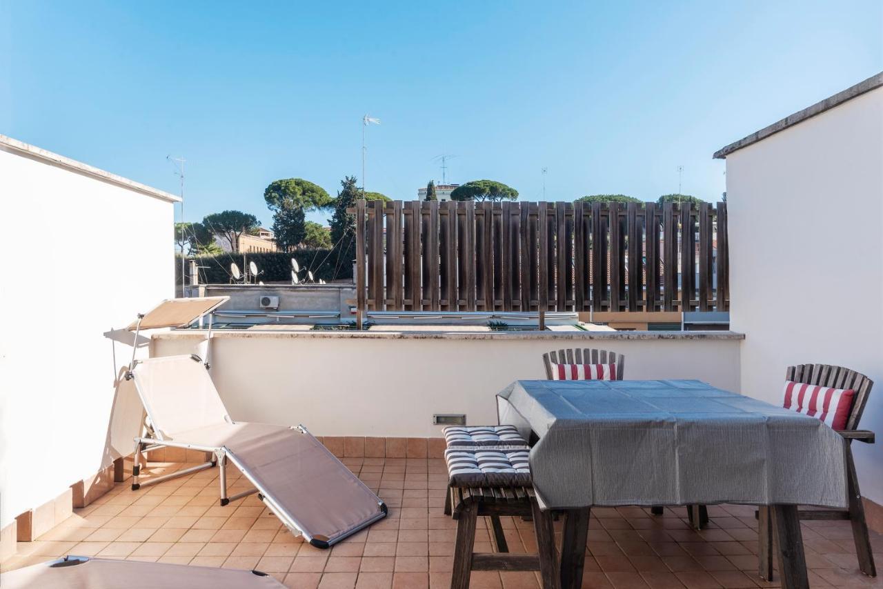 Bright Apt With Views Of San Pietro روما المظهر الخارجي الصورة